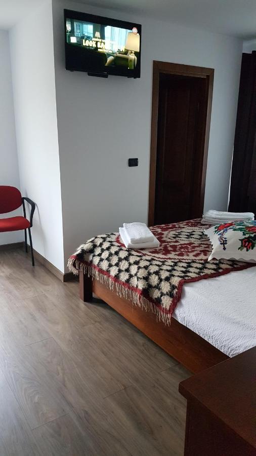 Popasul Calatorului Hotel Moisei Eksteriør billede