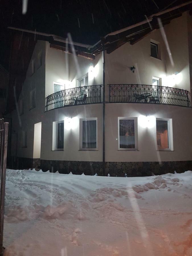 Popasul Calatorului Hotel Moisei Eksteriør billede